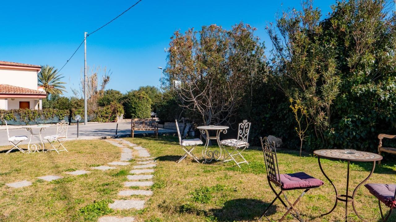 Quadrifoglio Affittacamere San Teodoro  Luaran gambar