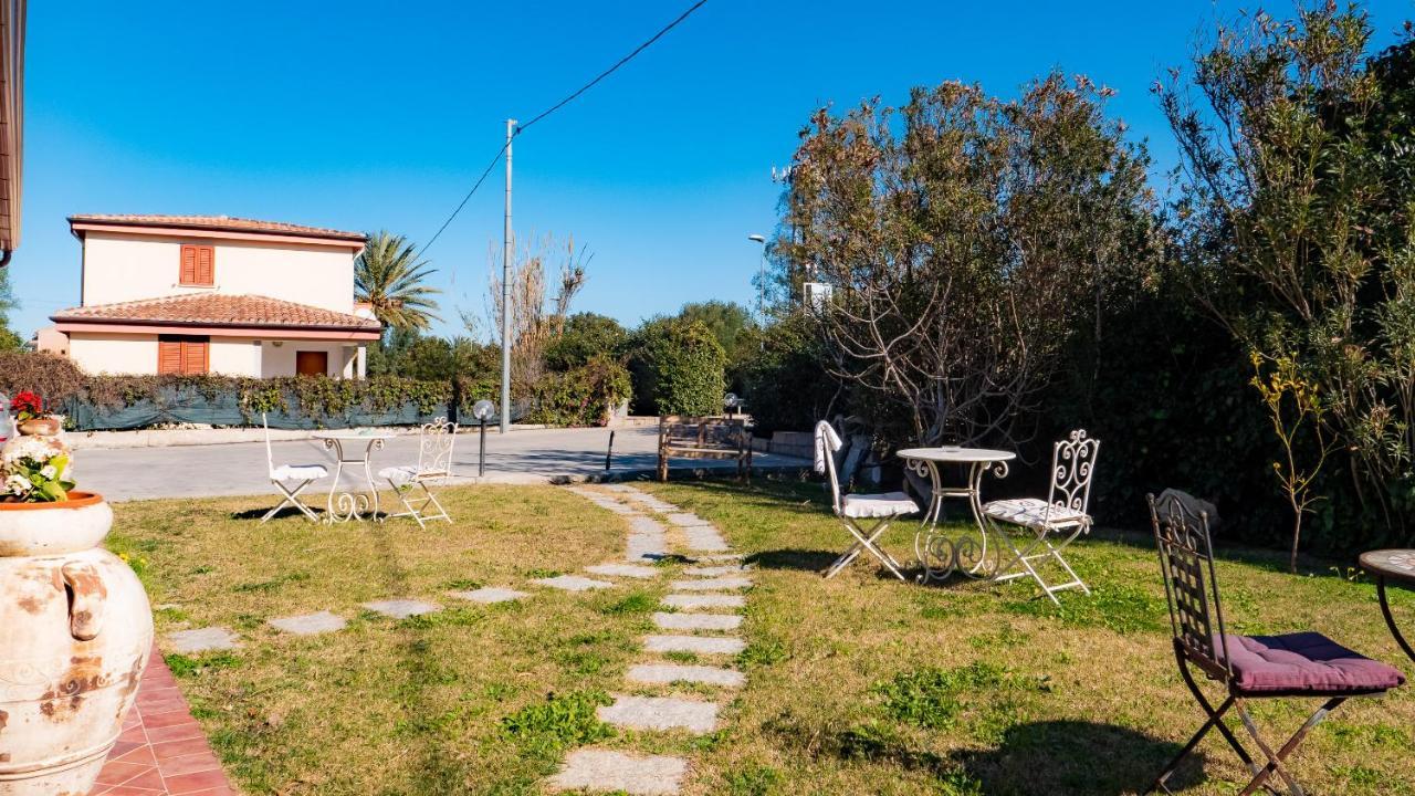 Quadrifoglio Affittacamere San Teodoro  Luaran gambar